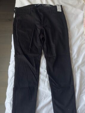 Hollister Black High-Rise Jean Legging